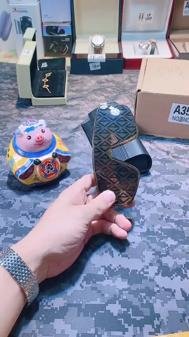 瓷片瓷器 库房到期 全部地板价@@1