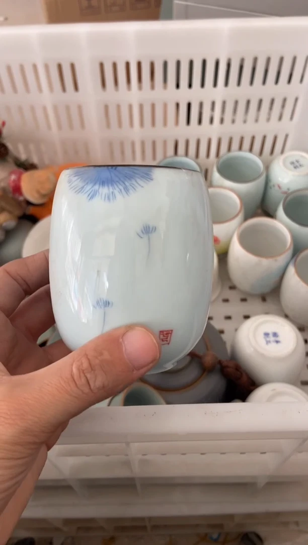 杯无运费险有瑕疵的摄影的产品有使用过的痕迹有点脏介意勿拍