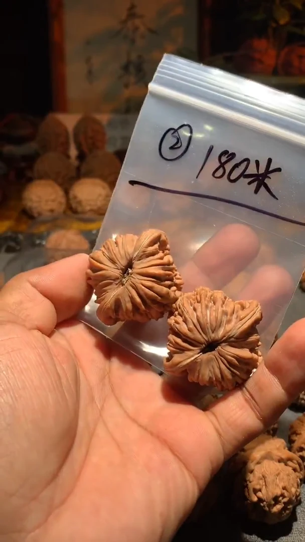把件桃核丰泰文玩 蓟县楼   42尺寸