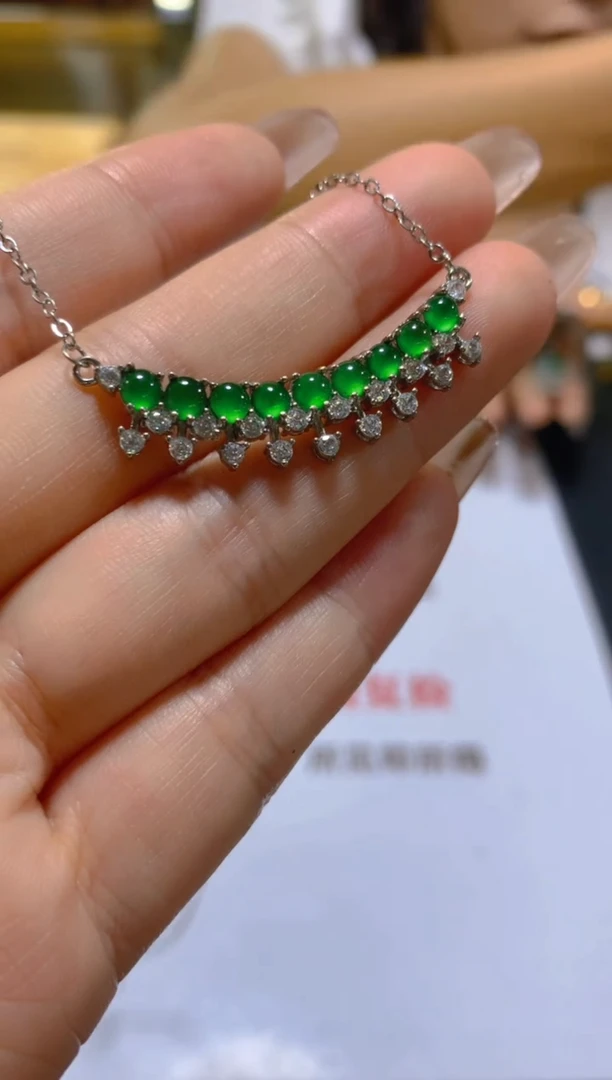颈饰未镶嵌翡翠多样性发一