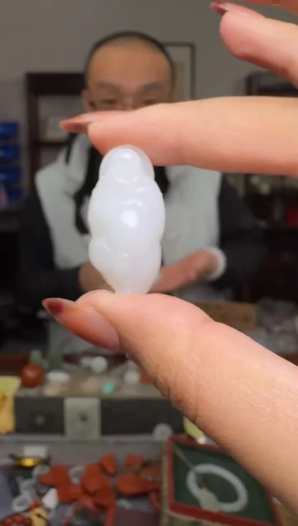 【闪购商品】和田玉挂件未镶嵌2500 多样性发其一