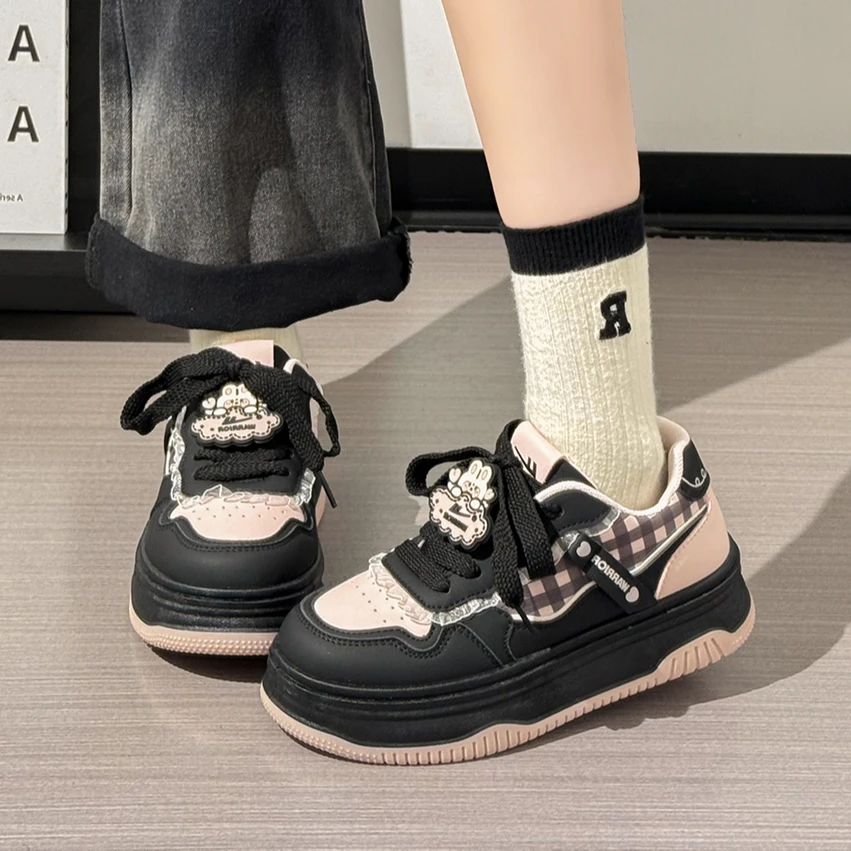 回力黑粉格子女鞋低帮新款原创设计厚底板鞋女爆款甜酷少女大头鞋