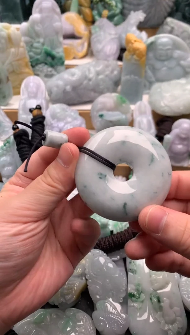 吊坠(不含链)未镶嵌翡翠1