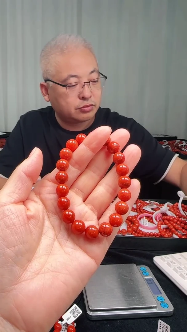 未镶嵌多样性发一件南红玛瑙【毕业级】10mm瓦西圆珠单圈