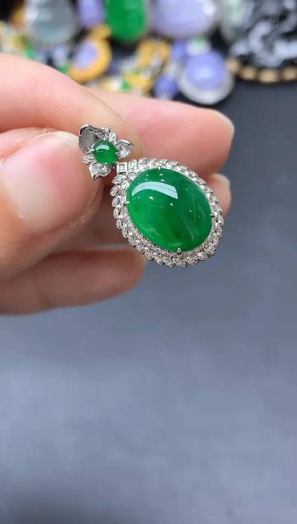 颈饰18K金镶嵌翡翠448-中国好珍宝