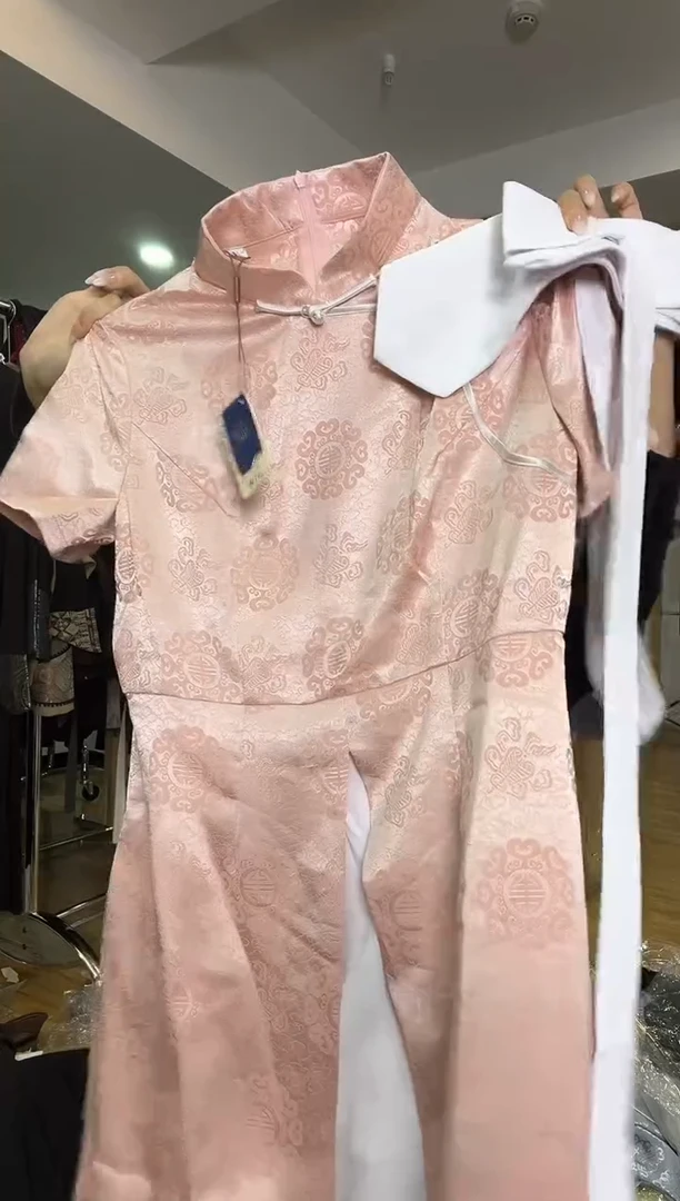 L码        105-115斤  裙子