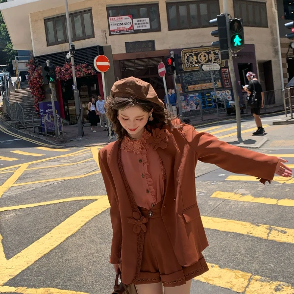 现货一生罗曼【琥珀流光】法式女气质高级立体花早秋西装外套Y5444