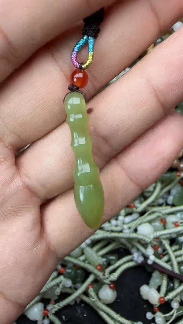 项链未镶嵌和田玉拍一发一