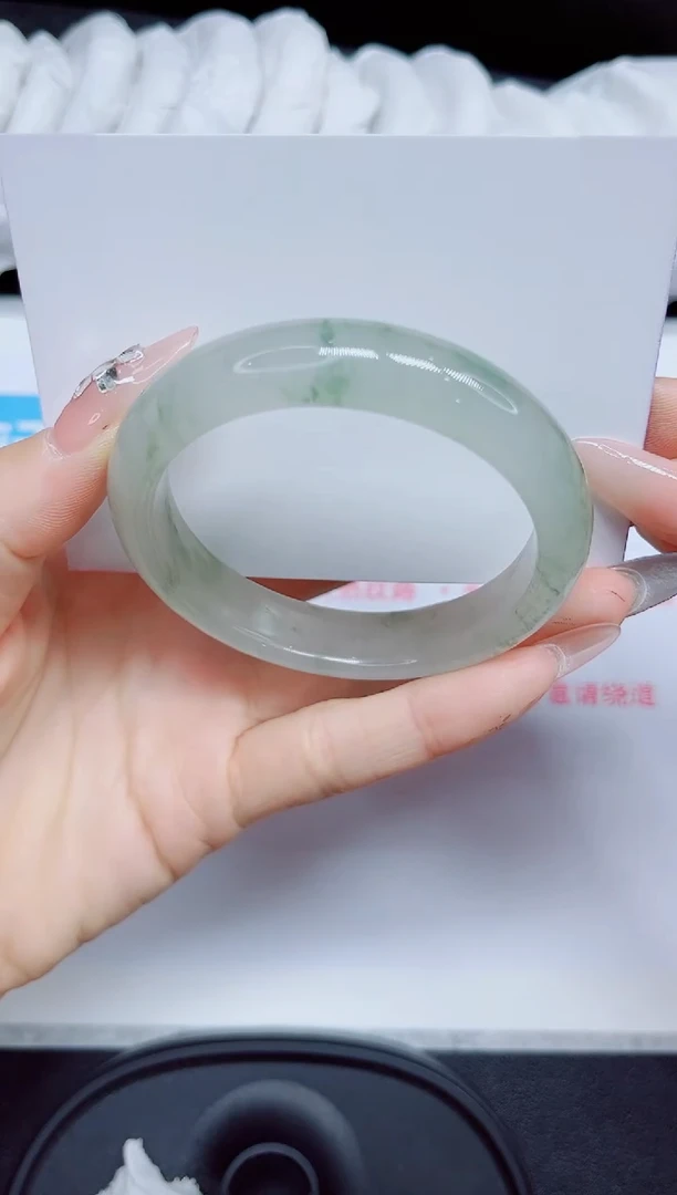 石英质玉手镯未镶嵌277