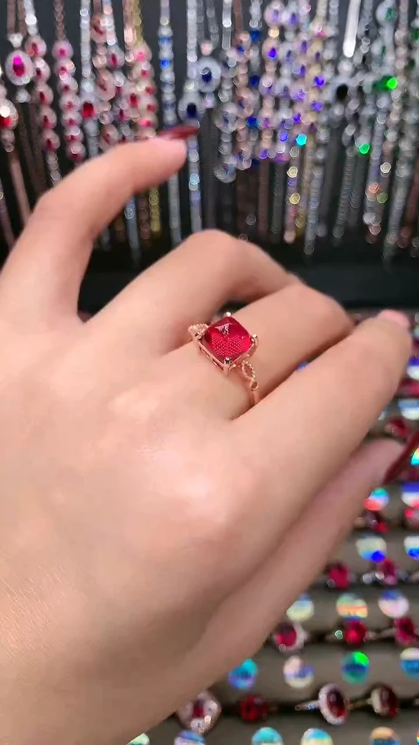 【闪购商品】红宝石戒指银S925镶嵌糖塔
