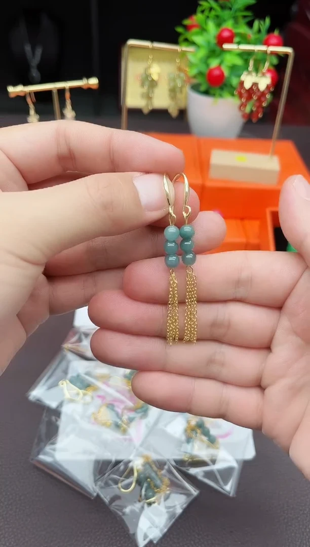 翡翠银S925镶嵌耳饰翡翠三连珠