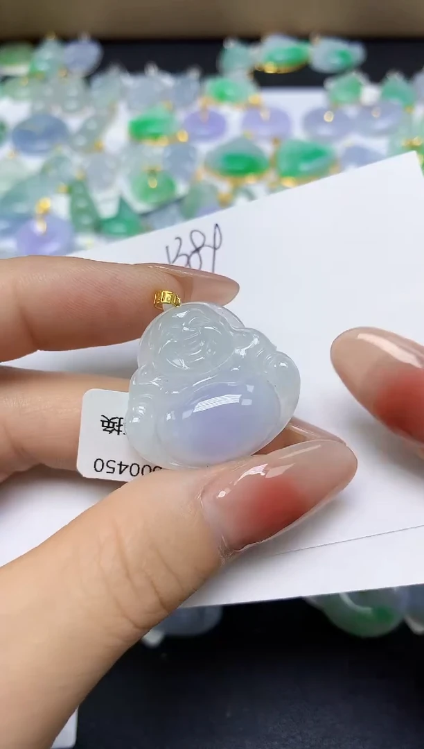 翡翠18K金镶嵌颈饰 天然缅甸翡翠A货