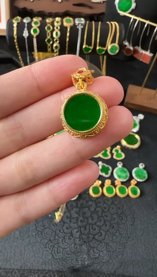 【闪购商品】翡翠颈饰银S925镶嵌吊坠