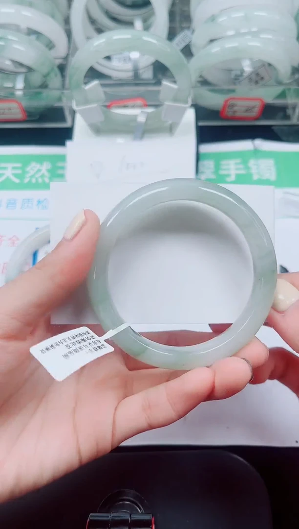 未镶嵌手镯石英质玉17-54/55