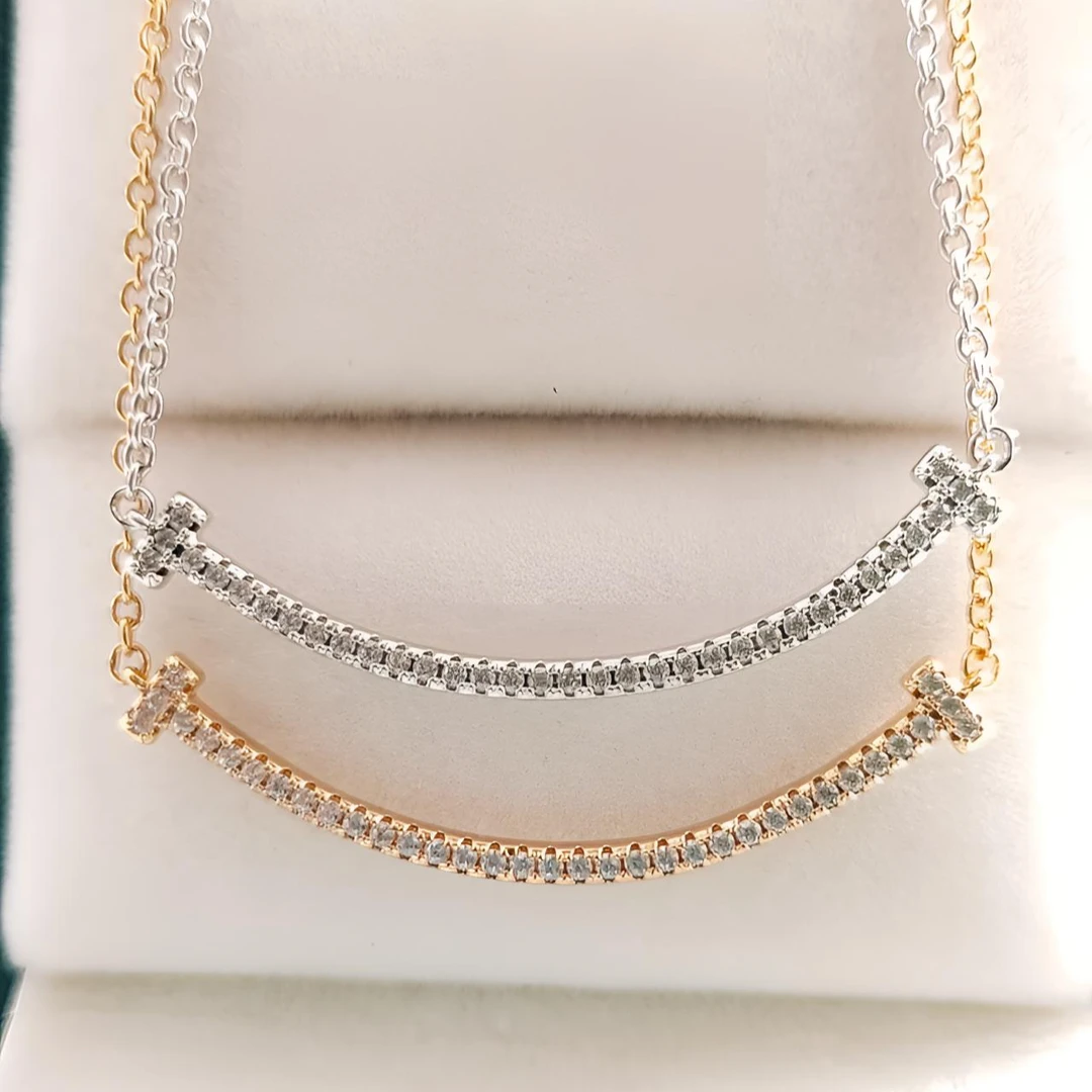 ✨ 18K 金微笑镶钻项链! 微笑设计 显锁骨不撞款