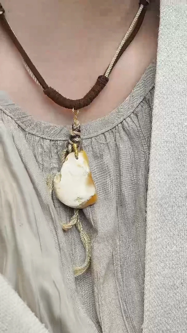 【闪购商品】琥珀裸石未镶嵌原石