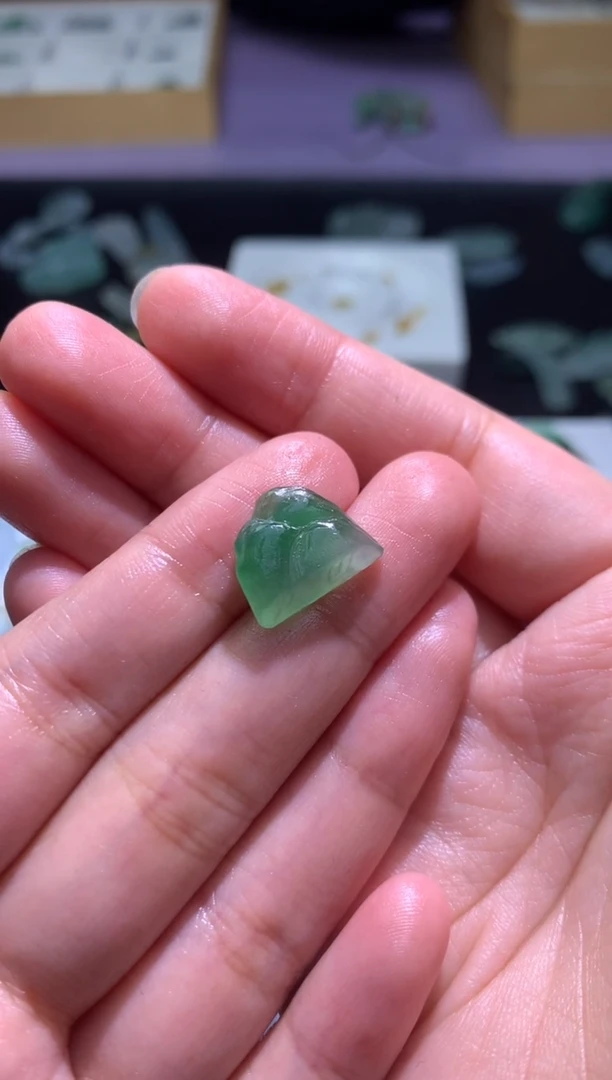 【闪购商品】定制翡翠未镶嵌毛货