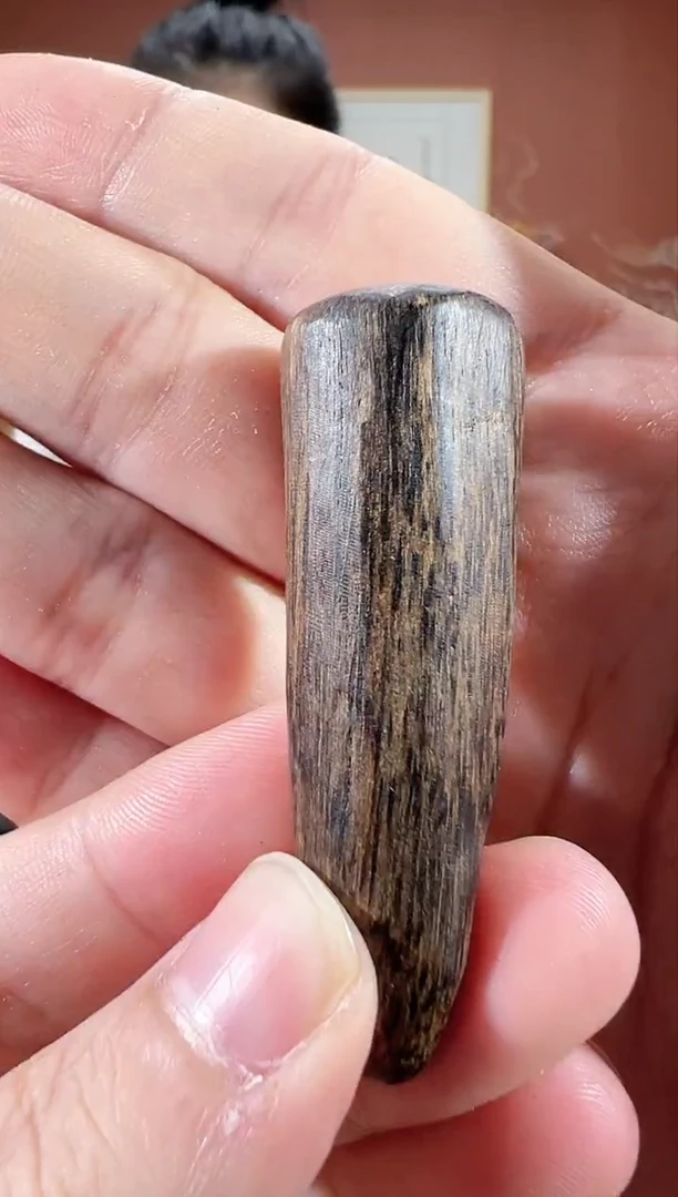 沉香吊坠60号文莱多样性发一