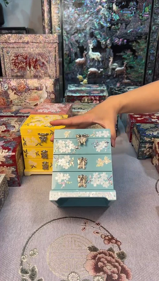满贝底·弘贝雅螺钿漆器文化馆