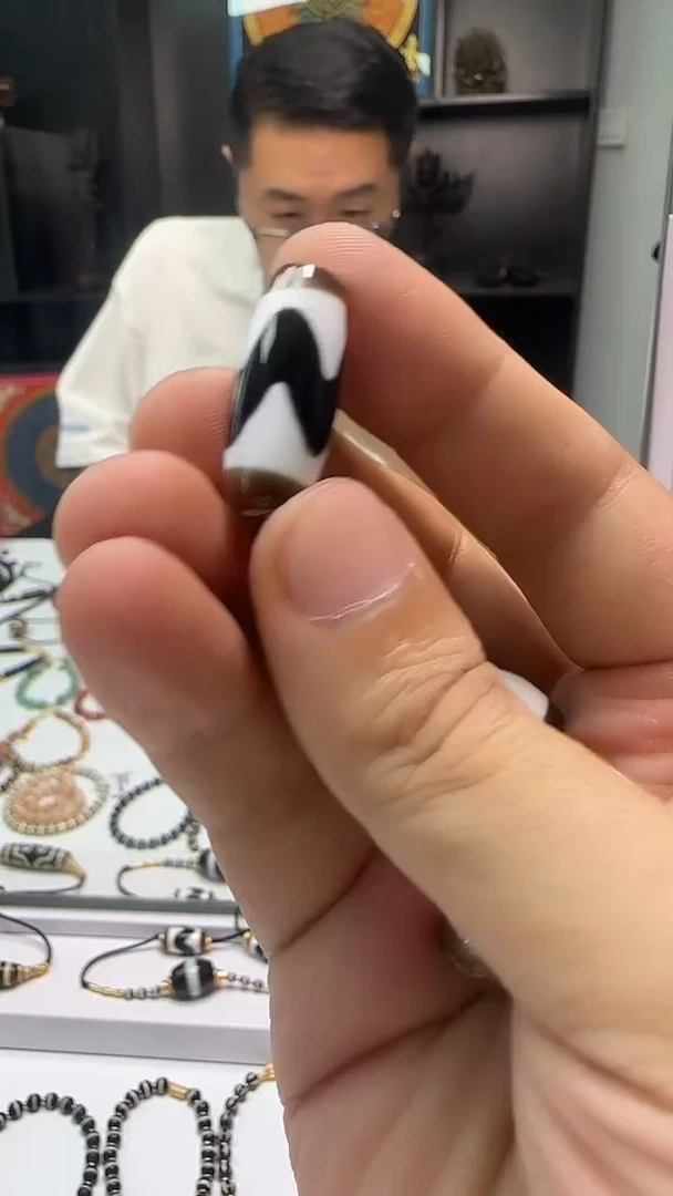 未镶嵌吊坠(赠链)玛瑙/玉髓1105-9多样性发货