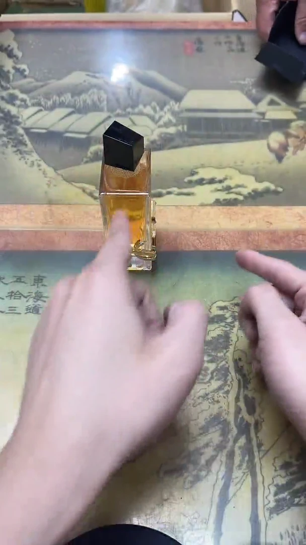 老二精选工艺品爱****淇b3196