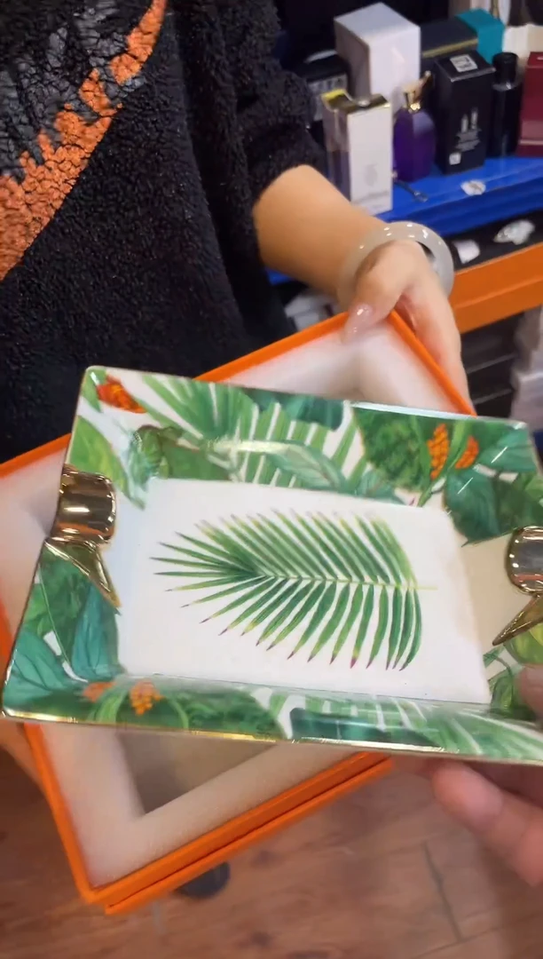 杯鸿辉家品牌瓷器，京东包邮！