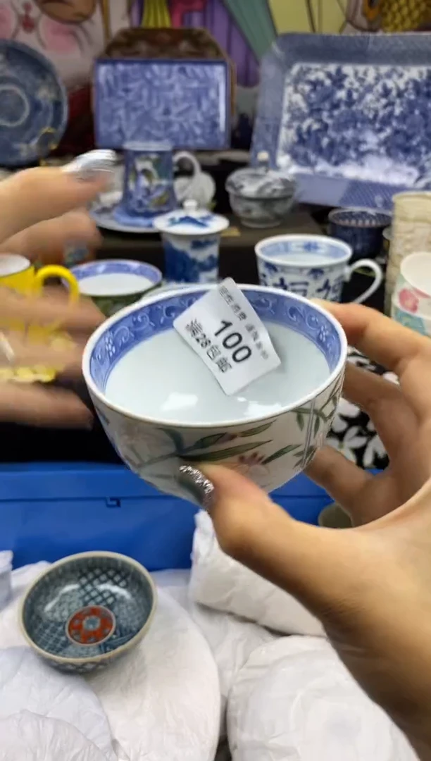 瓷片余****?瓷色工艺品品品品100