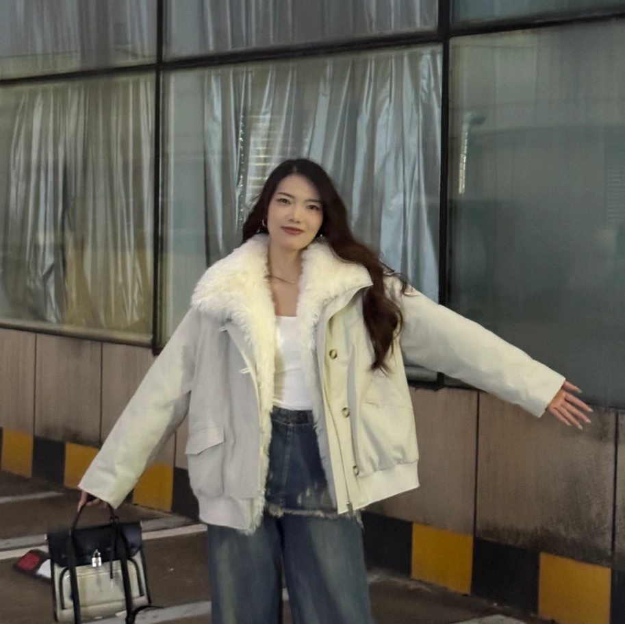 J【海宁芷怡Sinhore】“小岛微风”短款羊毛领 休闲可拆卸鹅绒派克服