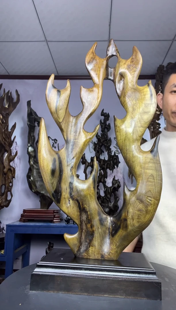 金丝楠木雕款看**切金丝楠木工艺品摆件