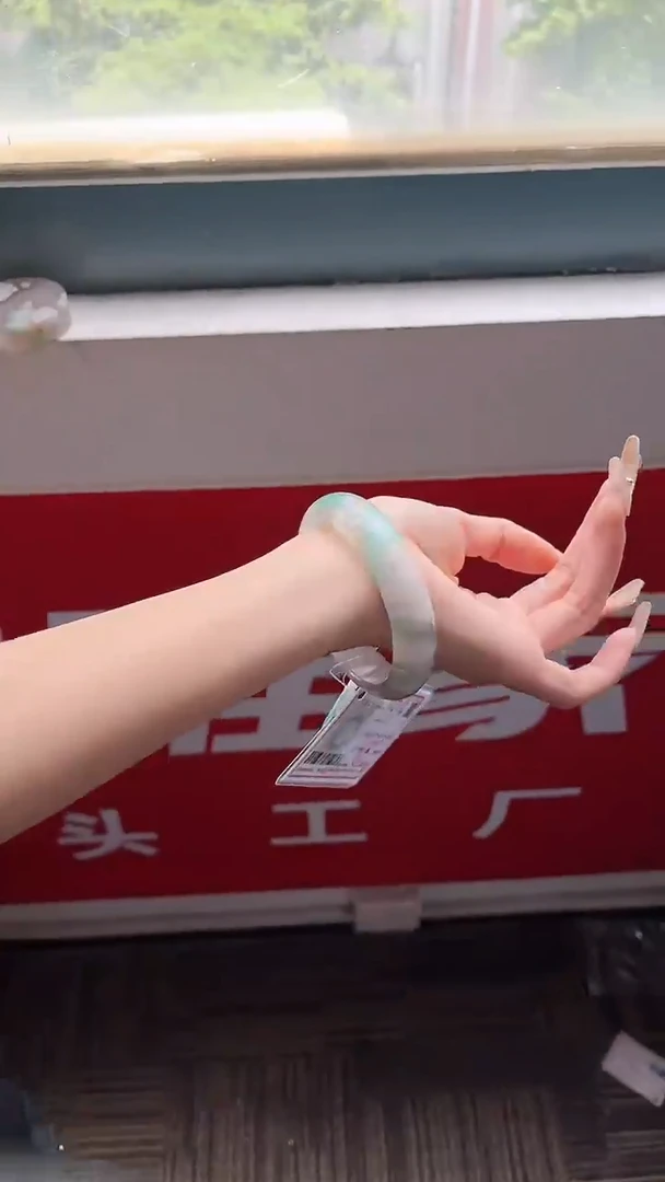 未镶嵌手镯石英质玉瑾圈口（赠品镯心）