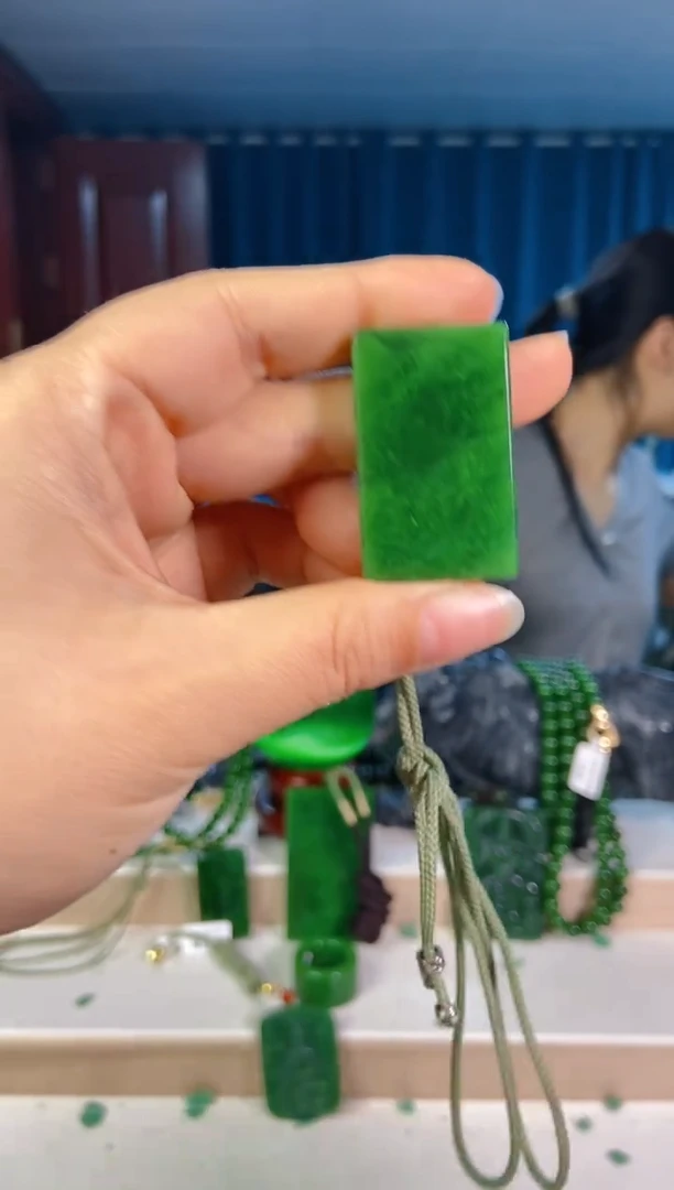 和田玉未镶嵌挂件1