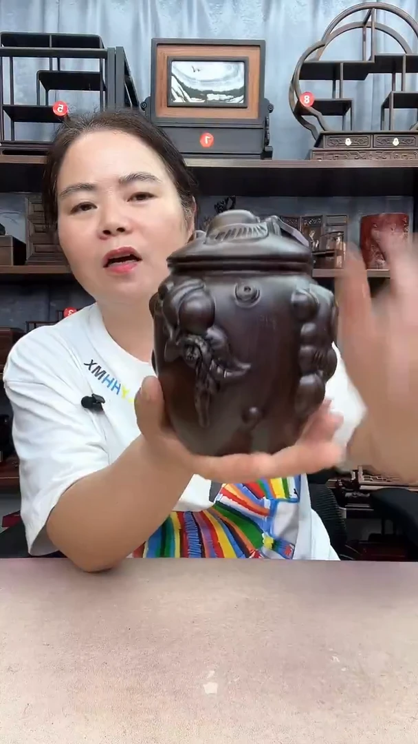 鸡翅木类端景台新款茶叶罐