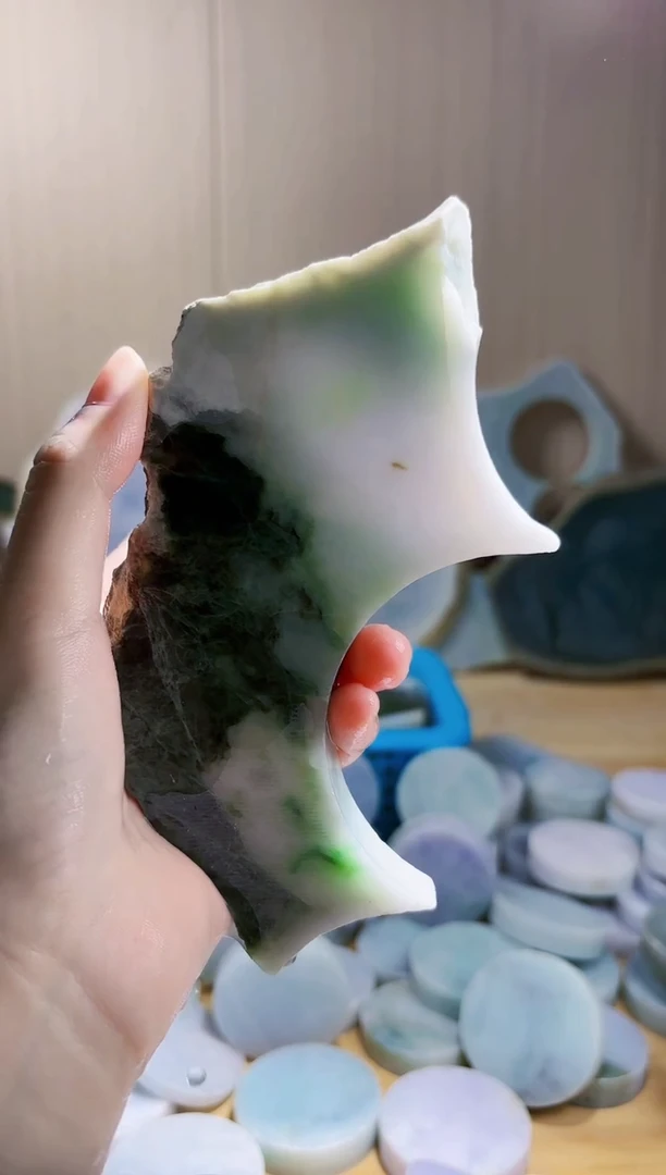 翡翠未镶嵌颈饰翡翠A货 温谭959