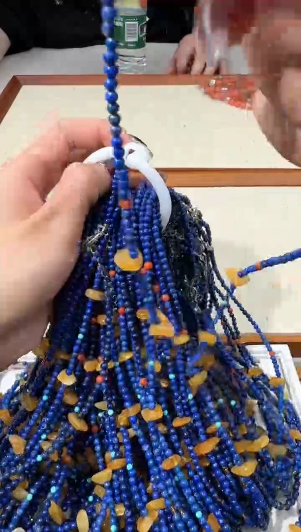 【闪购商品】水晶手链未镶嵌F040青金刻面项链