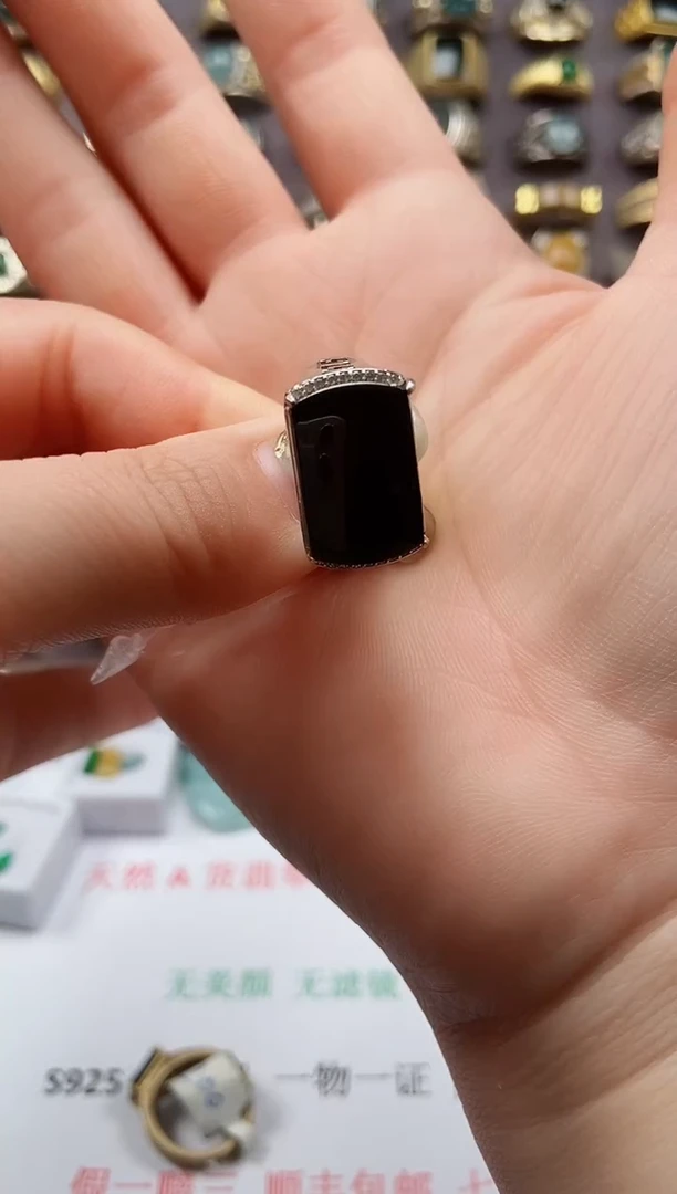 翡翠戒指未镶嵌天然翡翠