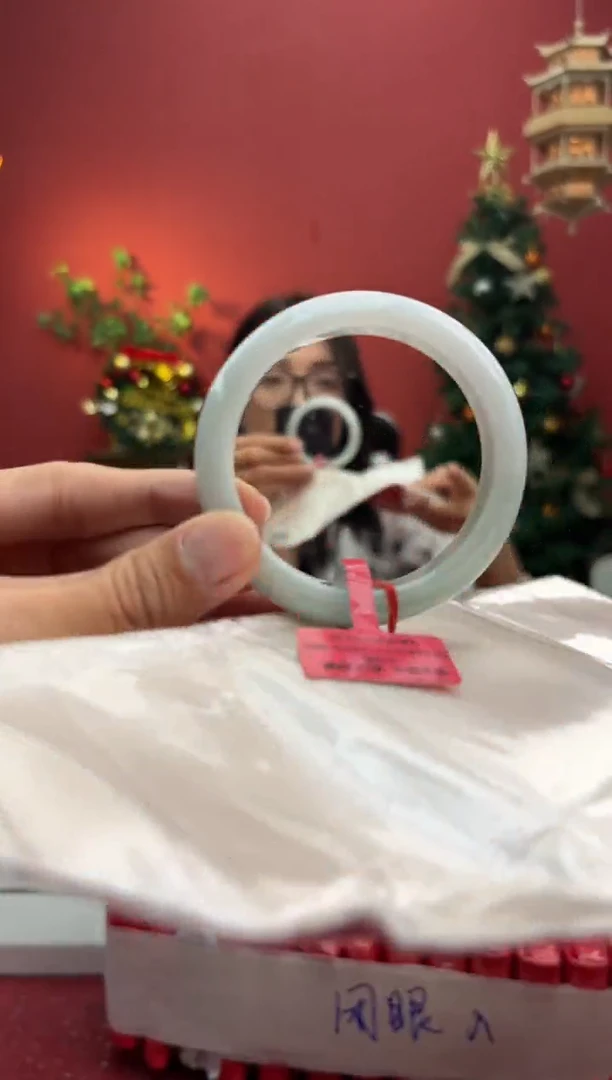 未镶嵌手镯翡翠翡翠手镯2