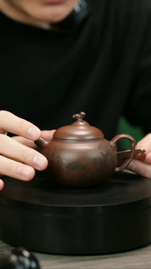 茶壶紫砂风*浪H1995赵信军底槽清刻绘茄瓜