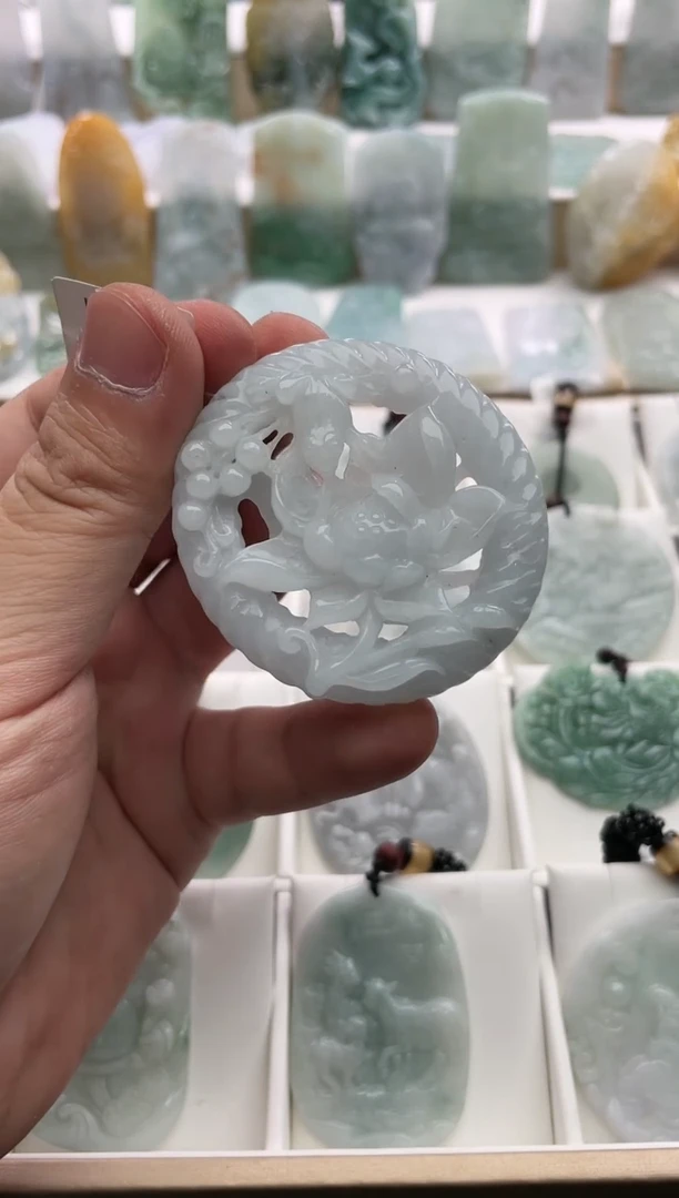 【闪购商品】翡翠颈饰未镶嵌..../2/17/ 98