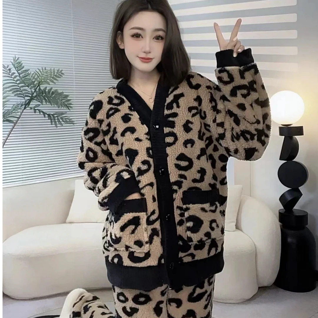 Z2854秋冬季睡衣女半边绒加厚豹纹保暖气质甜美可外穿家居服套装