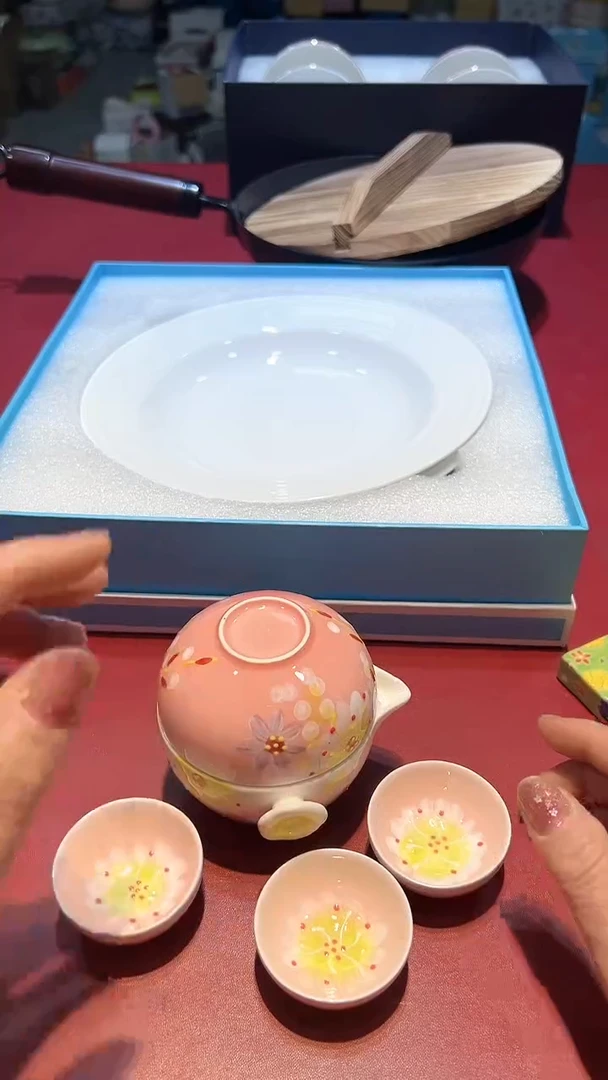 【闪购商品】瓷片锅碗瓢盆一件不剩