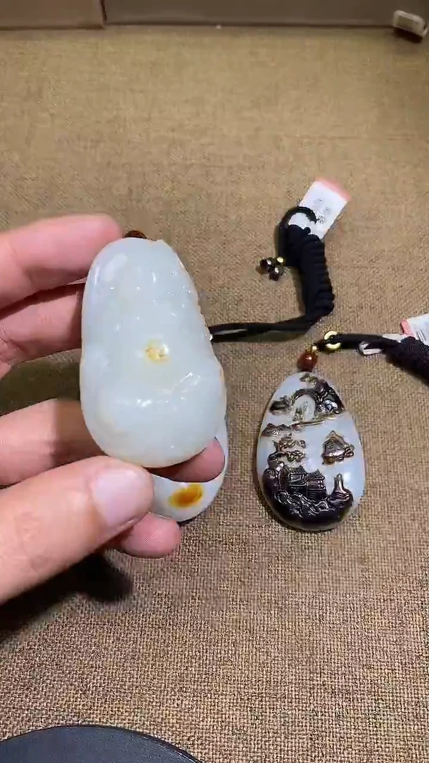 颈饰未镶嵌和田玉A7