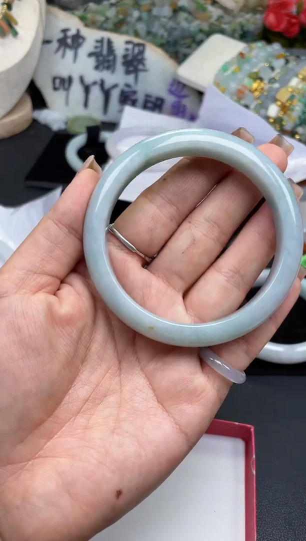 配石翡翠传***秋天然翡翠64