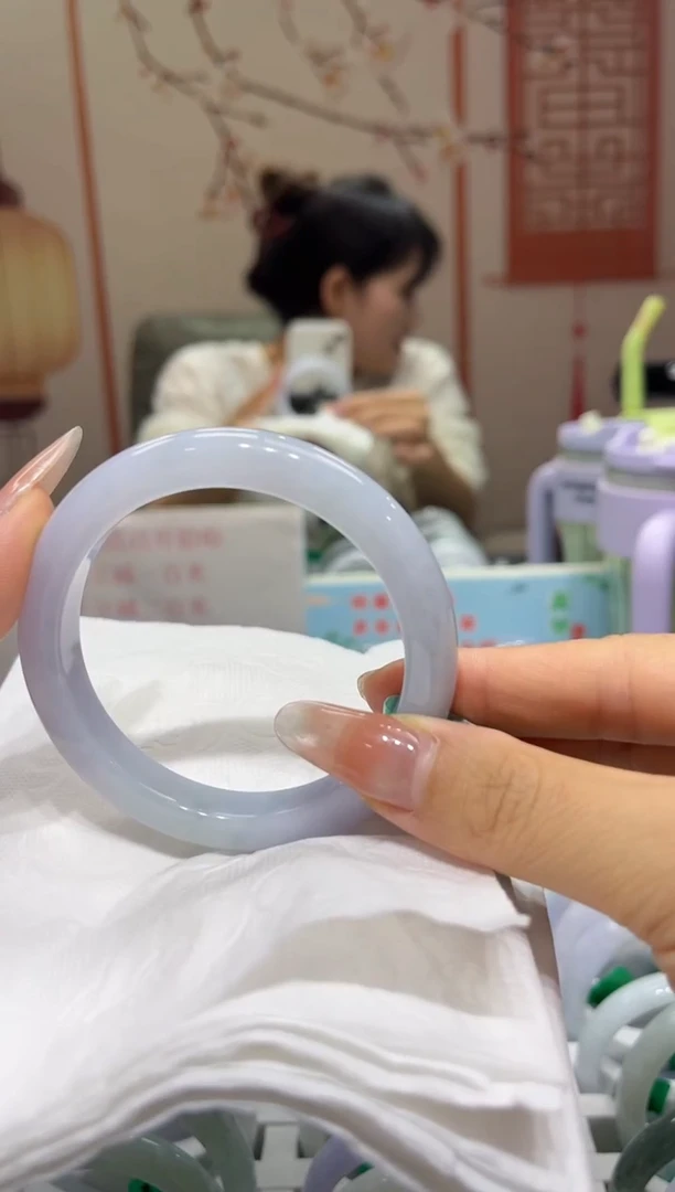 翡翠手镯未镶嵌00006082