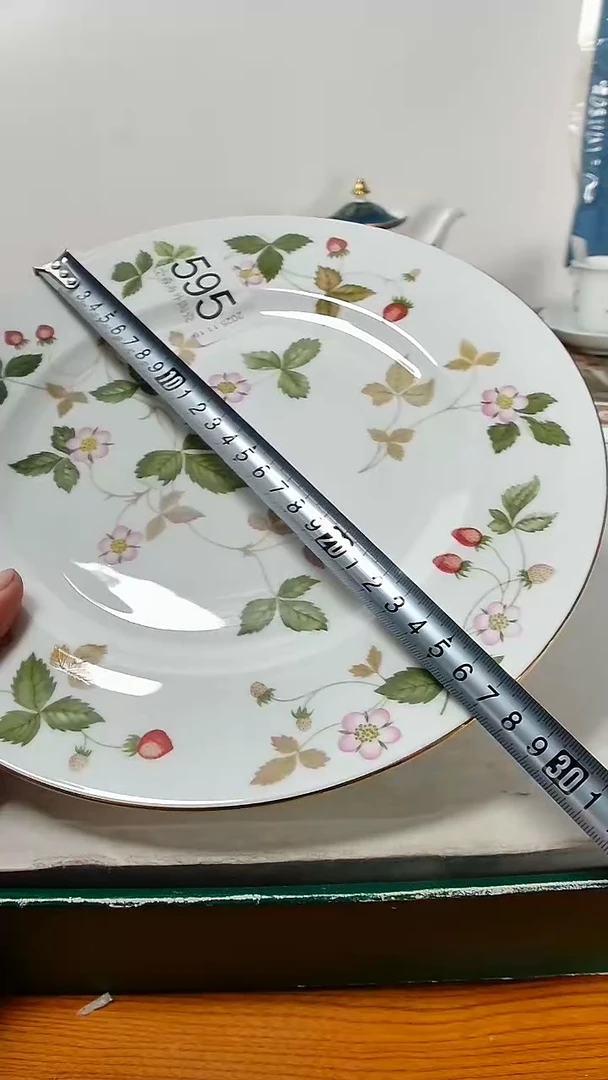 瓷片上****^小淼海外陶瓷工艺品