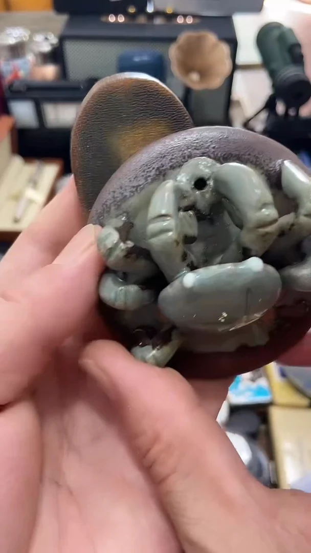 瓷片闪购商品  如图所示