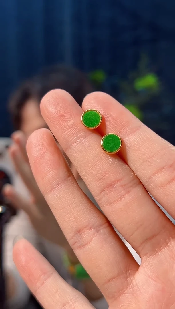 颈饰未镶嵌翡翠缅料A货/多样性发货/一件