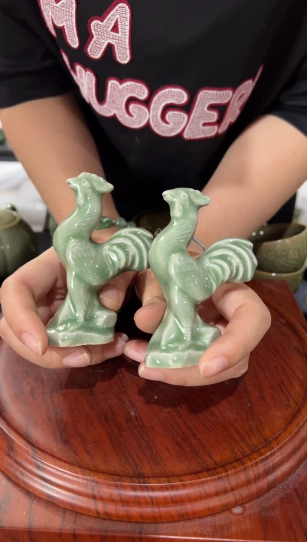 耀州窑小鸡摆件一对