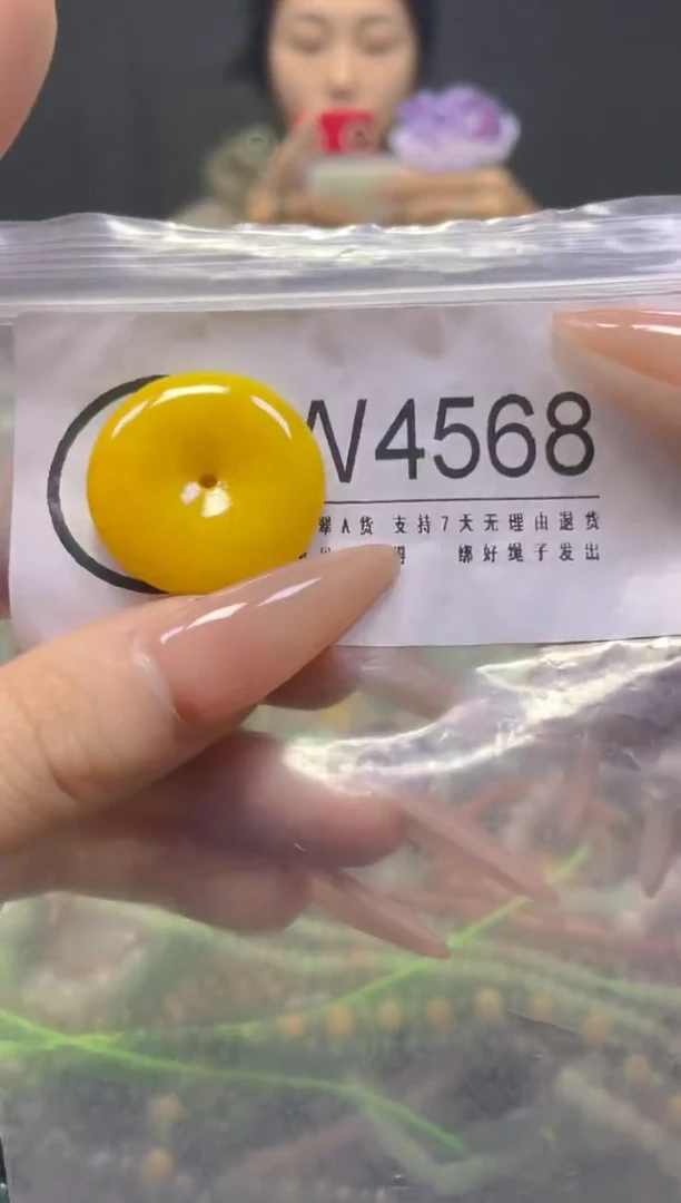 颈饰未镶嵌翡翠/W/翡翠A货，一件也是批发价