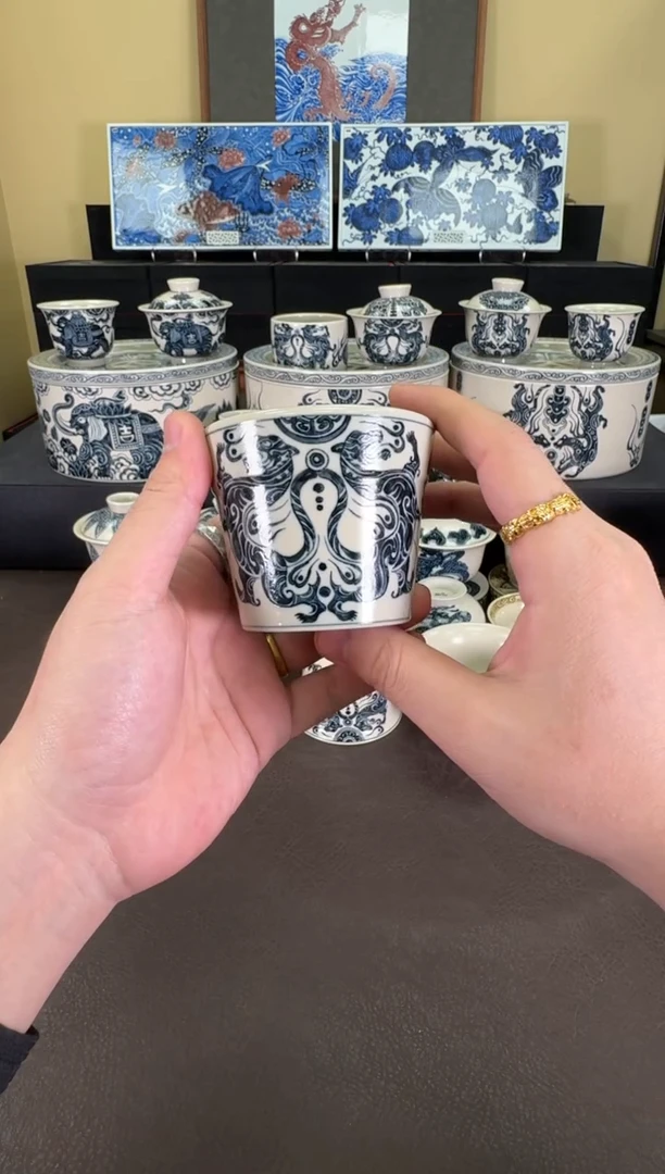 【闪购商品】二号釉虎符纹冰桶杯