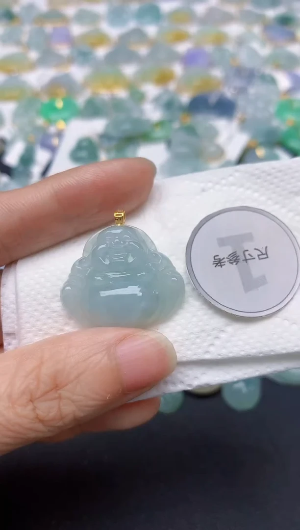 翡翠18K金镶嵌颈饰天然缅甸A货翡翠